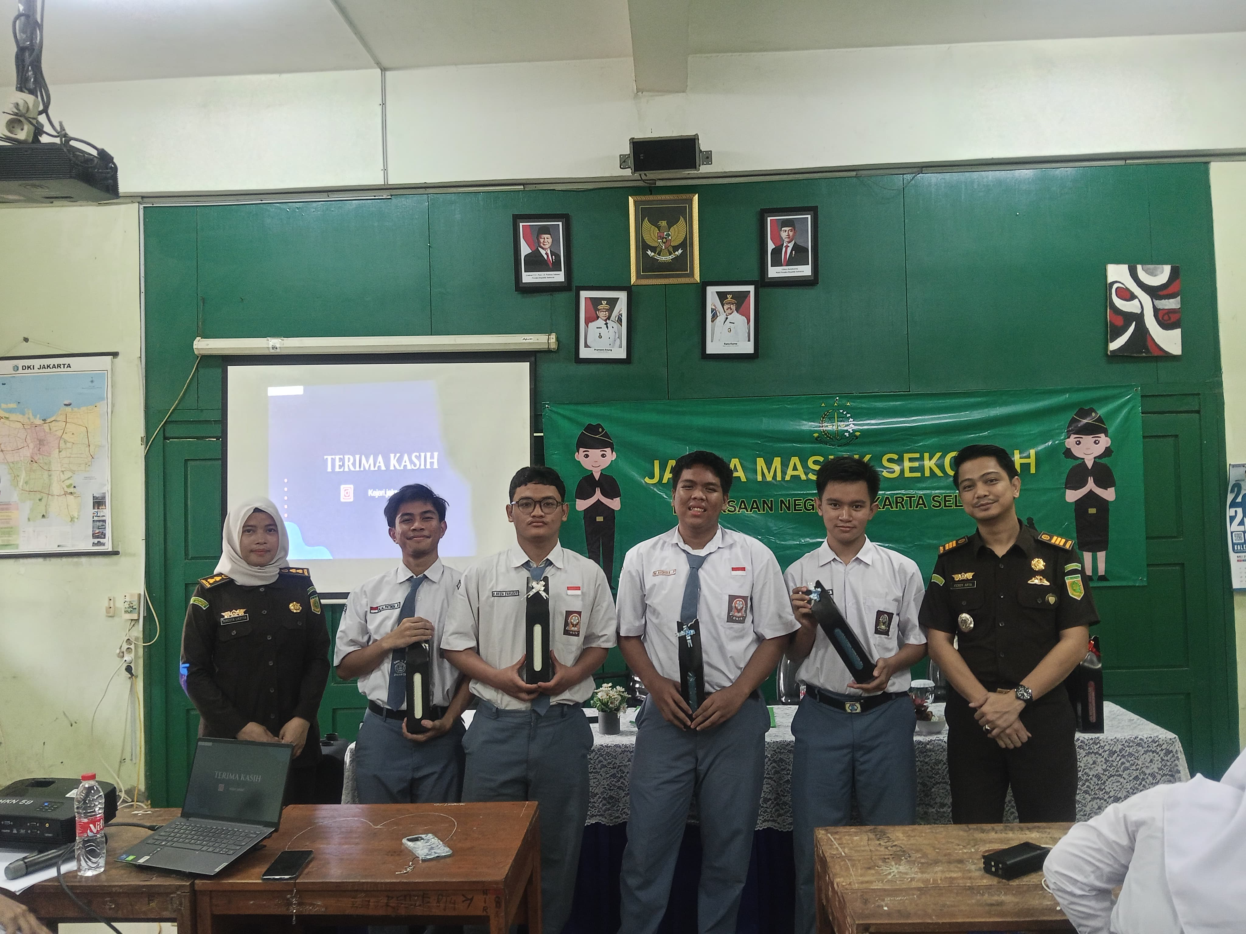 Gedung Sekolah SDN 1 JETIS